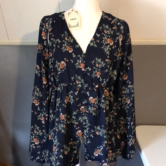 Entro top size Large NWT - Picture 5 of 5